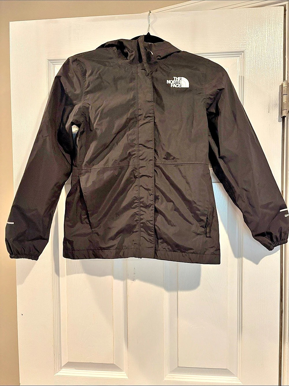The North Face Girls' Resolve Reflective Jacket Black Rain Jacket Girls 10/12